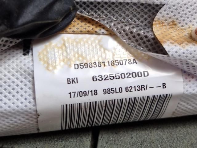 bontott RENAULT MEGANE IV Jobb Oldallégzsák