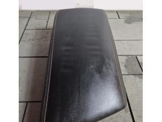 bontott RENAULT MEGANE IV Könyöklő