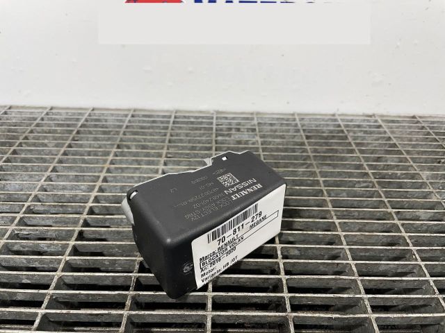 bontott RENAULT MEGANE IV Kormányzár (Elektromos)