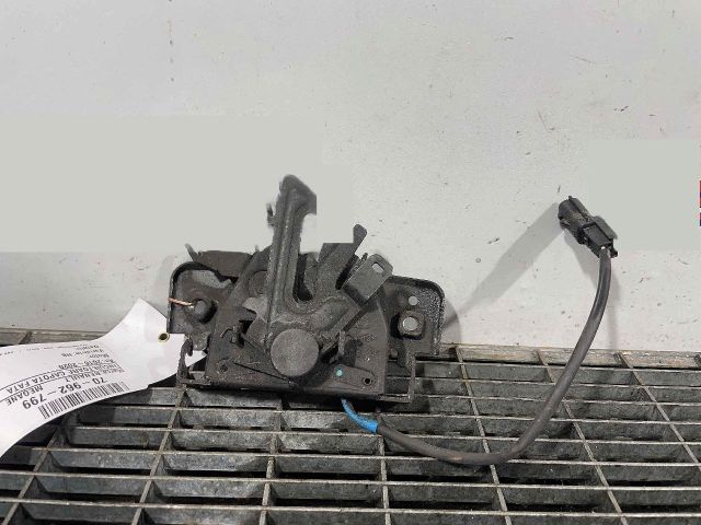 bontott RENAULT MEGANE IV Motorháztető Zárszerkezet