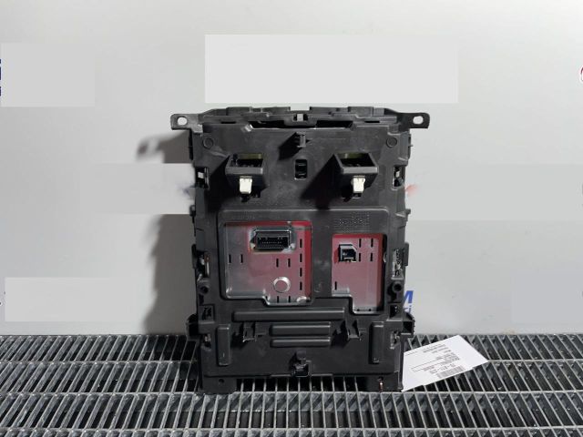 bontott RENAULT MEGANE IV Rádió / CD