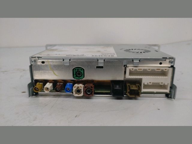 bontott RENAULT MEGANE IV Rádió / CD