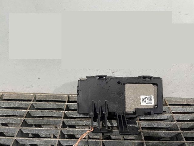 bontott RENAULT MEGANE IV Tolatókamera