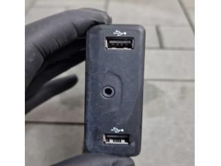 bontott RENAULT MEGANE IV USB HUB