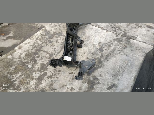 bontott RENAULT MODUS Homlokfal (Üres lemez)