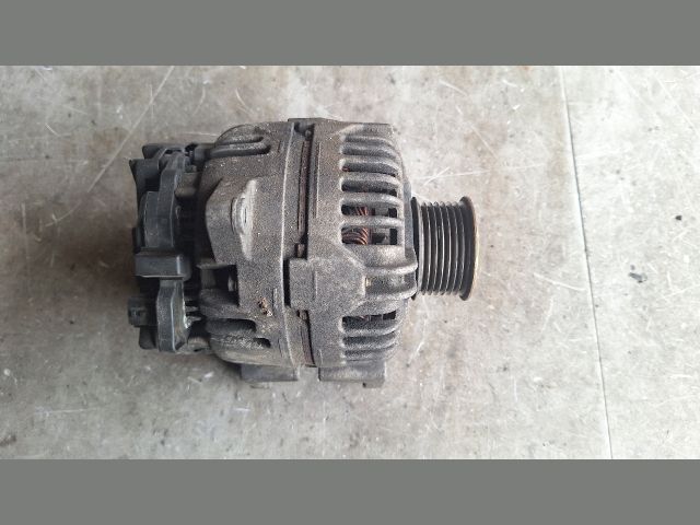 bontott RENAULT MODUS Generátor