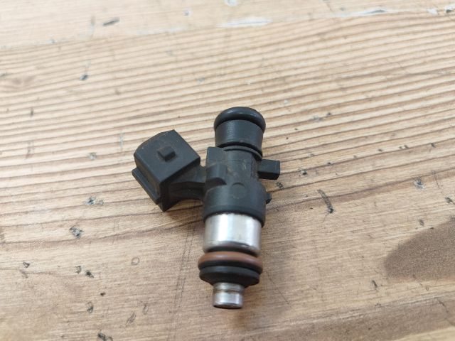 bontott RENAULT MODUS Porlasztó (1 db)