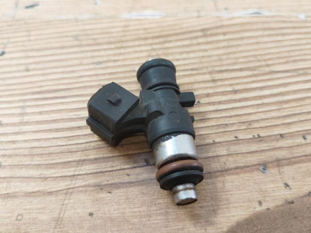 bontott RENAULT MODUS Porlasztó (1 db)