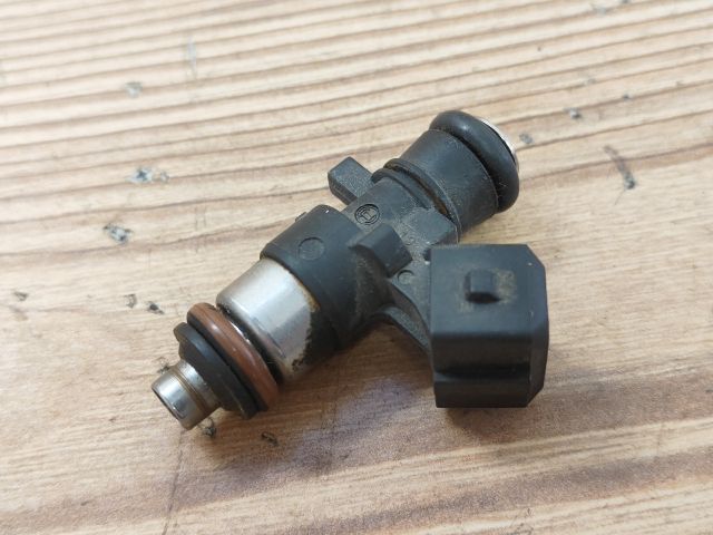 bontott RENAULT MODUS Porlasztó (1 db)