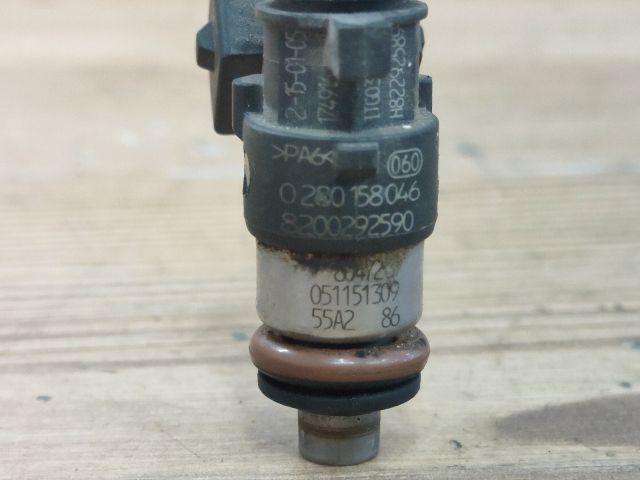 bontott RENAULT MODUS Porlasztó (1 db)