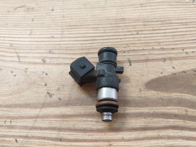 bontott RENAULT MODUS Porlasztó (1 db)