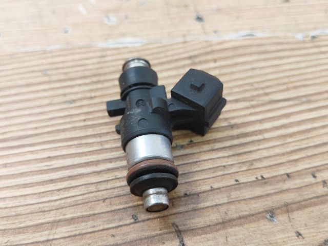 bontott RENAULT MODUS Porlasztó (1 db)