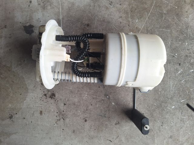 bontott RENAULT MODUS Üzemanyag Szivattyú