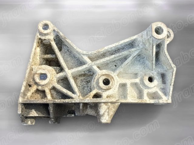 bontott RENAULT MODUS Generátor Tartó Bak