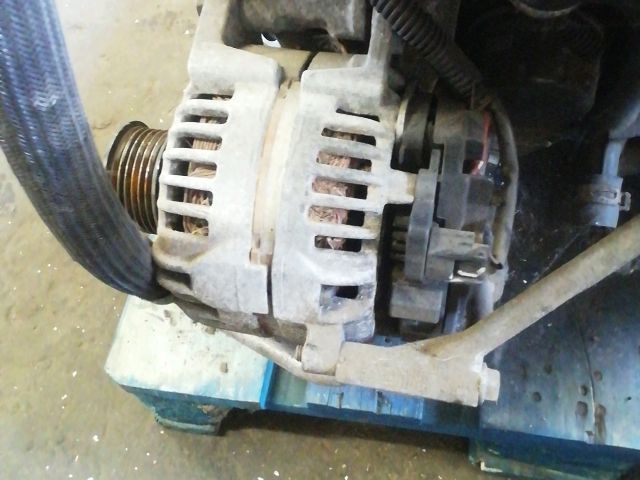 bontott RENAULT MODUS Generátor