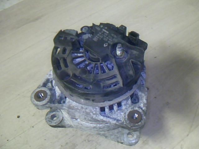 bontott RENAULT MODUS Generátor