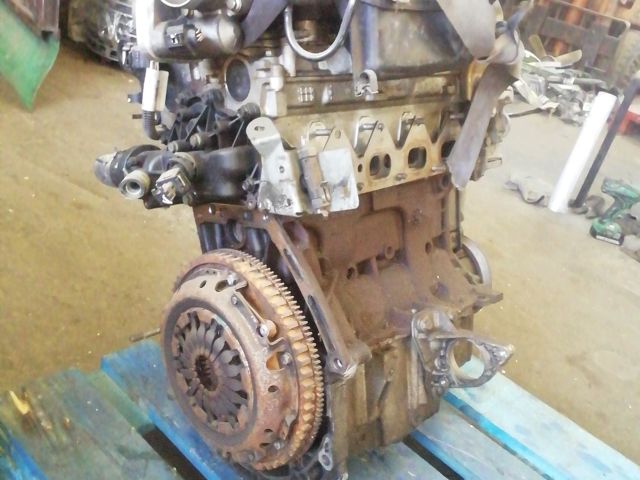 bontott RENAULT MODUS Motor (Fűzött blokk hengerfejjel)