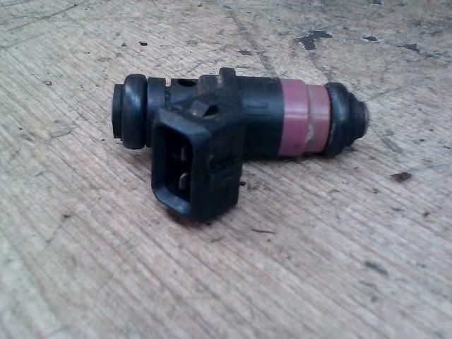 bontott RENAULT MODUS Porlasztó (1 db)