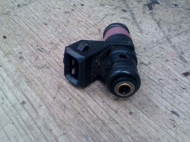 bontott RENAULT MODUS Porlasztó (1 db)