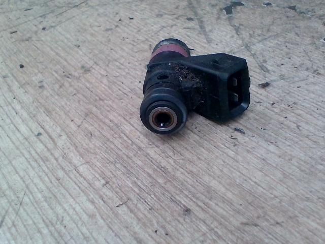 bontott RENAULT MODUS Porlasztó (1 db)