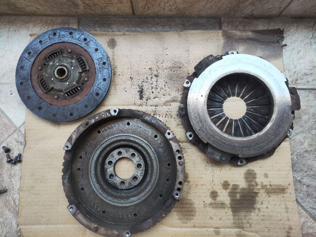 bontott RENAULT MODUS Egytömegű Lendkerék