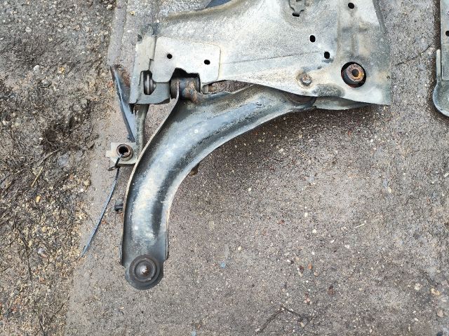 bontott RENAULT MODUS Első Bölcső