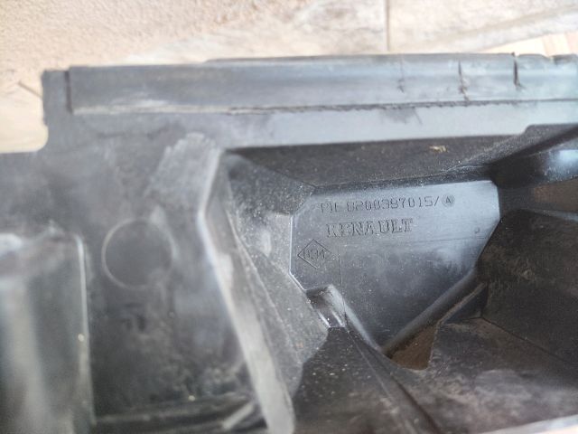 bontott RENAULT MODUS Felső Motorburkolat