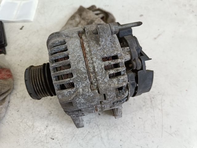 bontott RENAULT MODUS Generátor