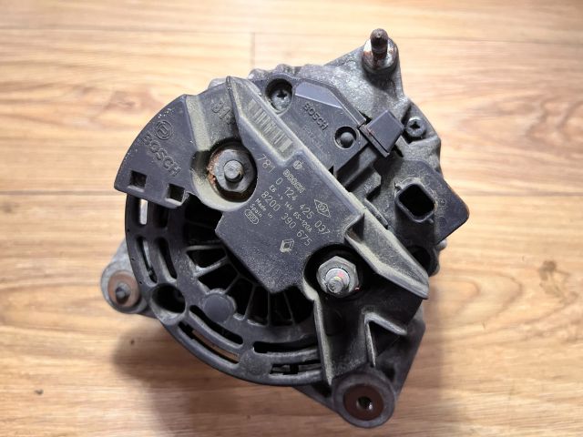 bontott RENAULT MODUS Generátor