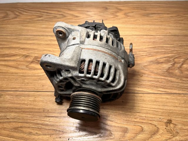 bontott RENAULT MODUS Generátor