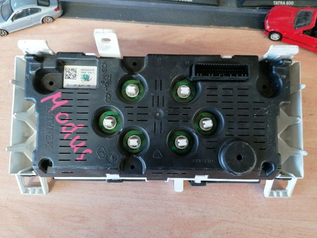 bontott RENAULT MODUS Kilométeróra