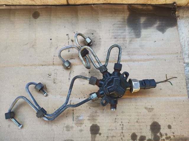 bontott RENAULT MODUS Közösnyomócső