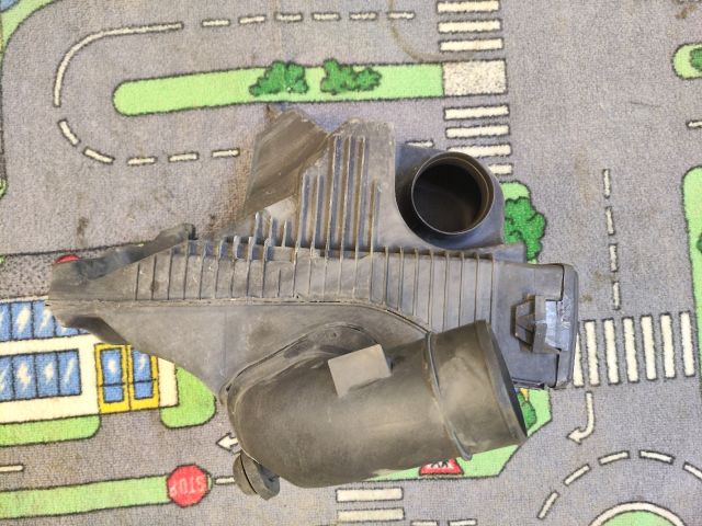 bontott RENAULT MODUS Légszűrő Ház