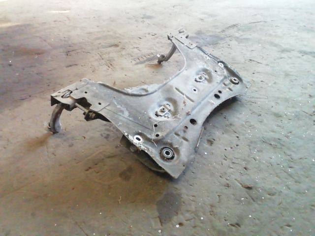 bontott RENAULT MODUS Első Bölcső