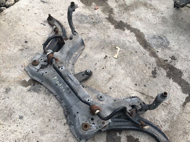 bontott RENAULT MODUS Első Bölcső