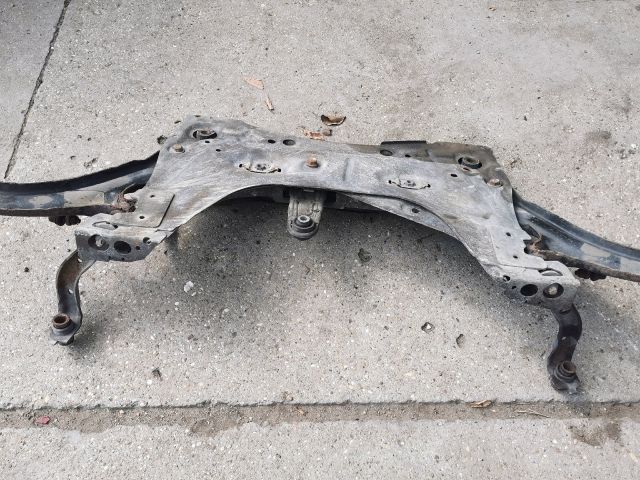 bontott RENAULT MODUS Első Bölcső