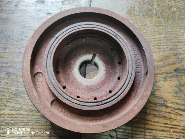 bontott RENAULT MODUS Főtengely Szíjtárcsa