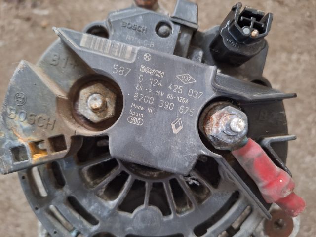 bontott RENAULT MODUS Generátor