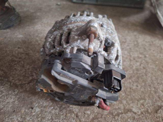 bontott RENAULT MODUS Generátor