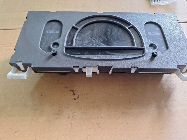 bontott RENAULT MODUS Kilométeróra