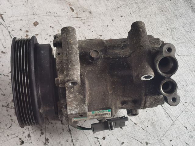bontott RENAULT MODUS Klímakompresszor