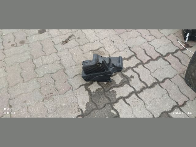 bontott RENAULT MODUS Légszűrő Ház