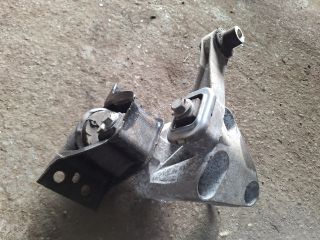bontott RENAULT MODUS Motor Tartó Bak (Fém)