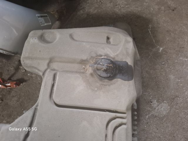 bontott RENAULT MODUS Tank