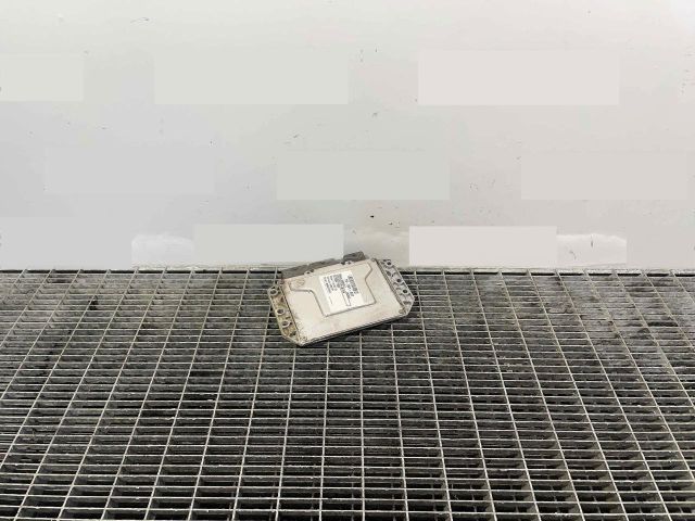 bontott RENAULT MODUS Motorvezérlő