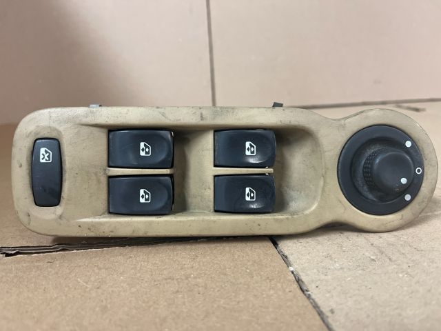 bontott RENAULT MODUS Ablakemelő és Tükör Kapcsoló