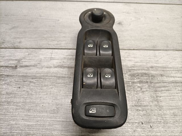 bontott RENAULT MODUS Ablakemelő és Tükör Kapcsoló