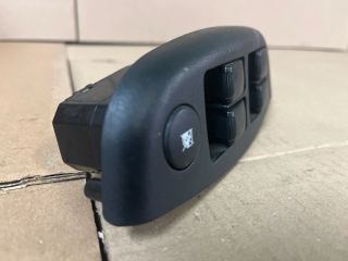 bontott RENAULT MODUS Ablakemelő Kapcsoló Négyes / Kettes