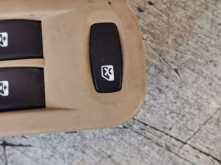 bontott RENAULT MODUS Ablakemelő Kapcsoló Négyes / Kettes