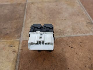 bontott RENAULT MODUS Ablakemelő Kapcsoló Négyes / Kettes